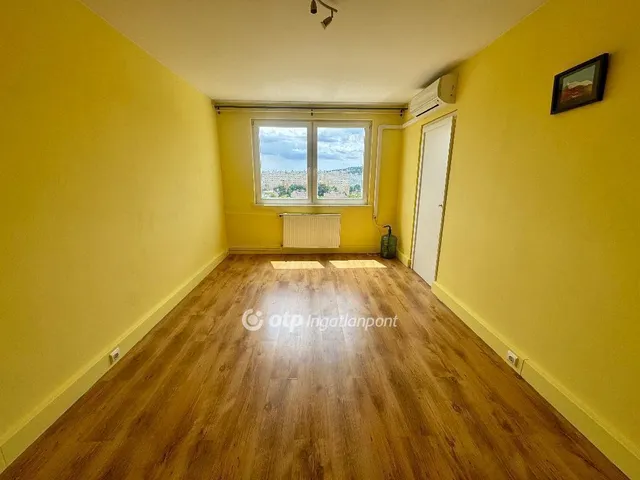 Eladó lakás Budapest III. kerület 33 nm