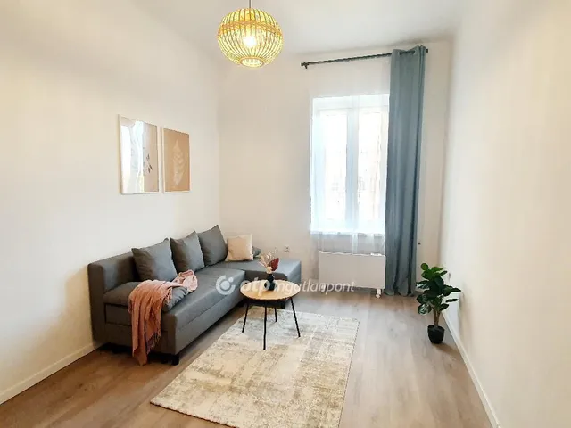 Eladó lakás Budapest VIII. kerület, Józsefváros 92 nm