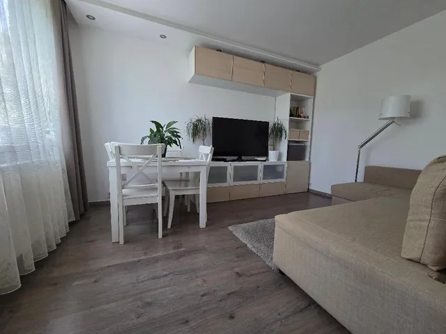 Eladó lakás Budapest XI. kerület, Albertfalva 48 nm