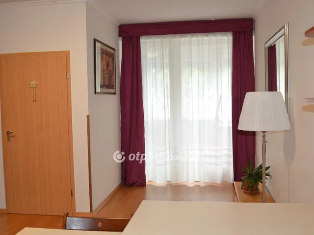 Eladó lakás Budapest VIII. kerület, Füvész kert 37 nm