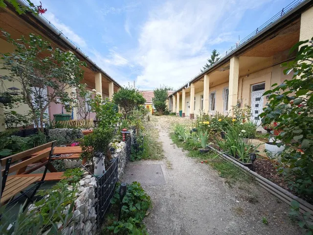 Eladó lakás Budapest XV. kerület, Rákospalota 20 nm