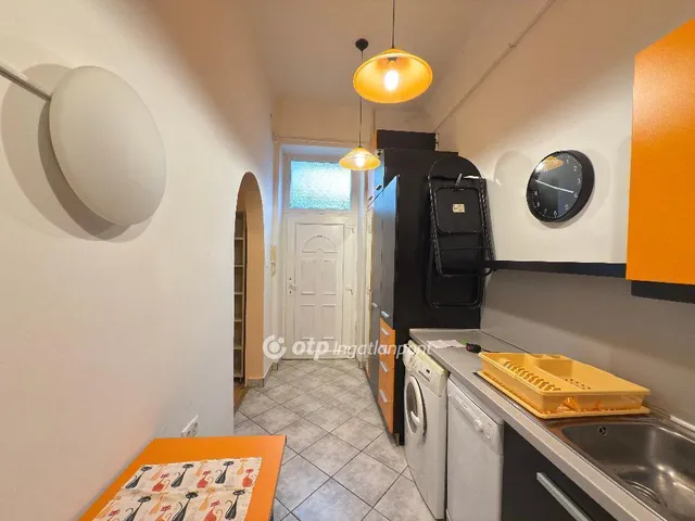 Eladó lakás Budapest VIII. kerület, Corvin negyed 28 nm