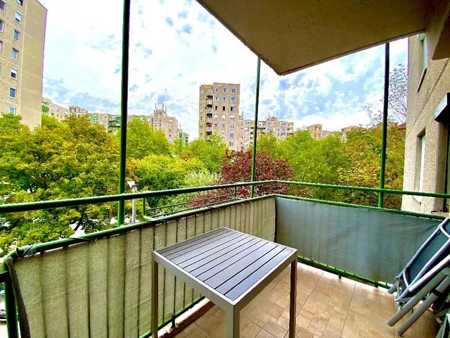 Eladó lakás Budapest IV. kerület, Káposztásmegyer 82 nm