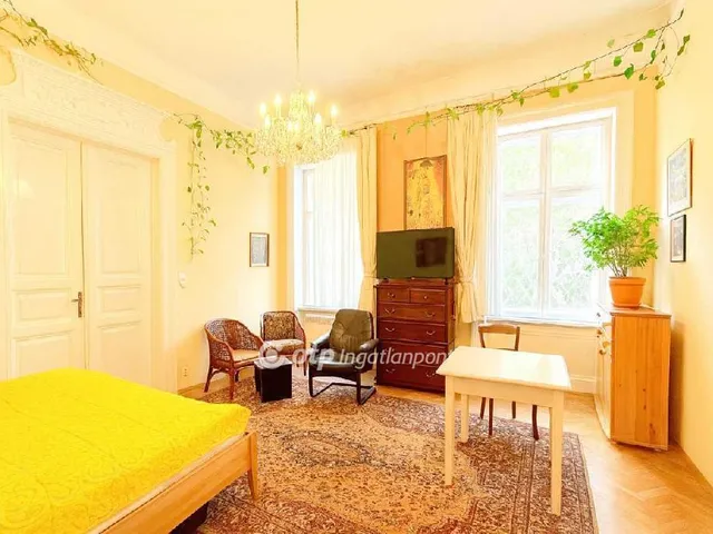 Eladó lakás Budapest VII. kerület 92 nm