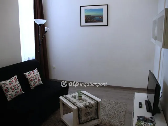 Eladó lakás Budapest V. kerület 47 nm