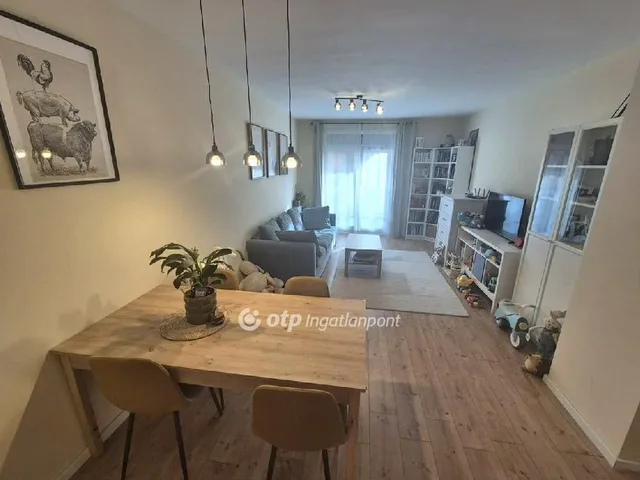 Eladó lakás Budapest X. kerület 79 nm