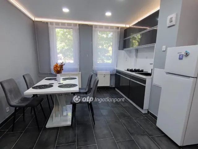 Eladó lakás Budapest XX. kerület 70 nm