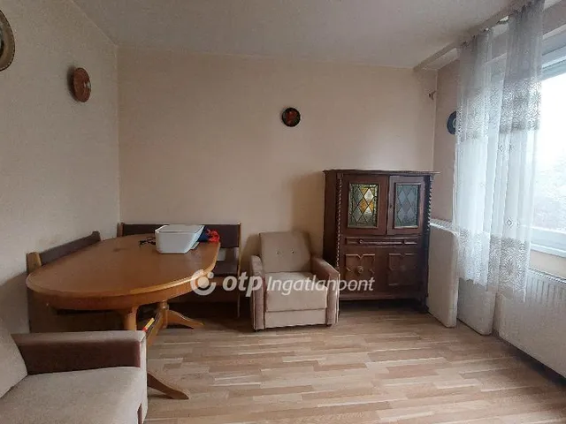 Eladó lakás Budapest XV. kerület, Újpalota 71 nm