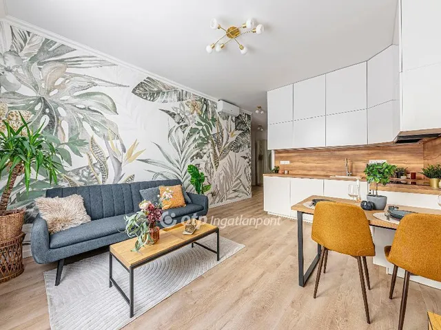 Eladó lakás Budapest VI. kerület, Nagykörúton belüli terület 29 nm