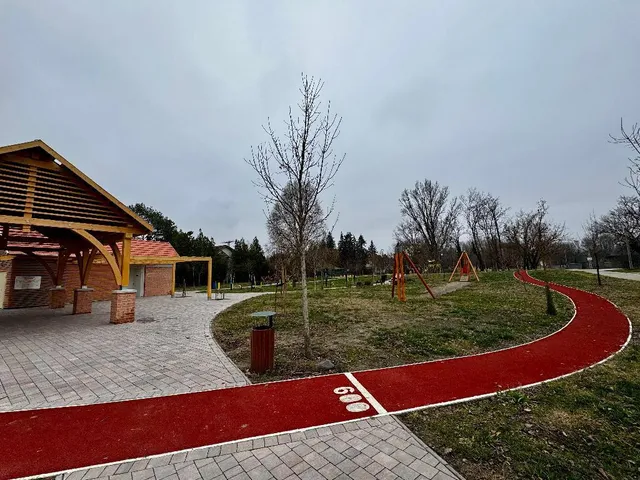 Eladó ház Szigetmonostor 196 nm