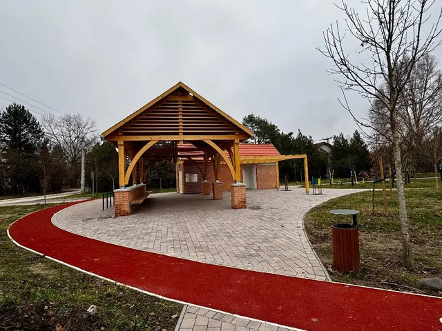 Eladó ház Szigetmonostor 196 nm