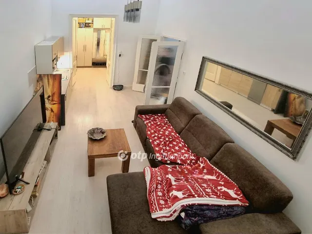 Eladó lakás Budapest VI. kerület, Nagykörúton kívüli terület 44 nm