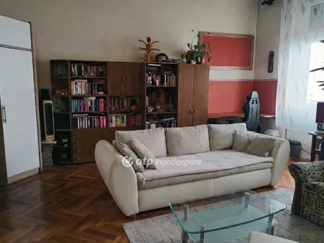 Eladó lakás Budapest VIII. kerület 70 nm