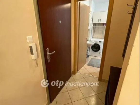 Eladó lakás Budapest VIII. kerület, Századosnegyed 59 nm