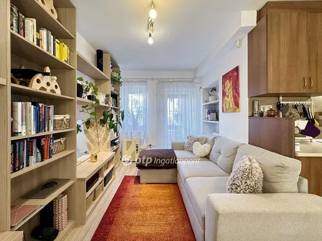 Eladó lakás Budapest VIII. kerület 55 nm
