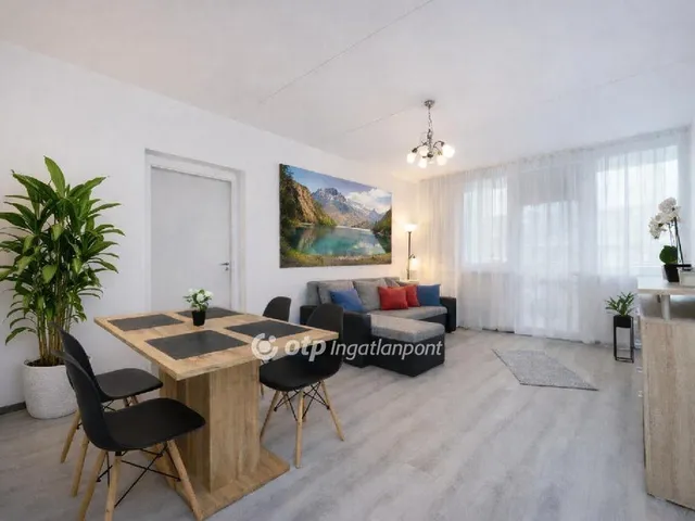 Eladó lakás Budapest VIII. kerület, Corvin negyed 63 nm