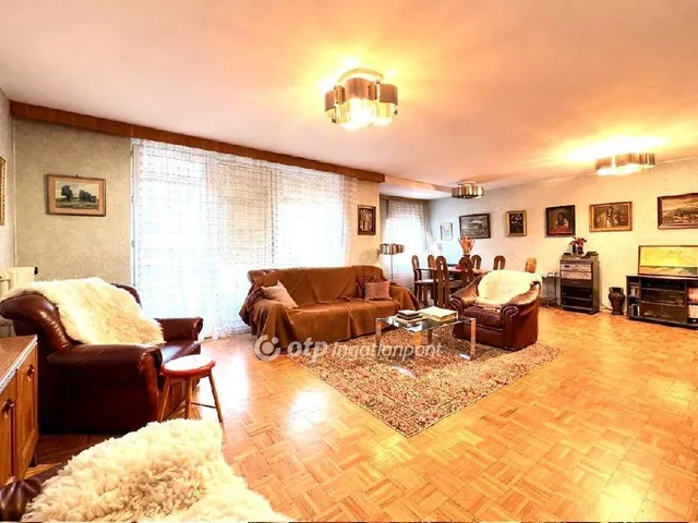 Eladó lakás Szeged 106 nm