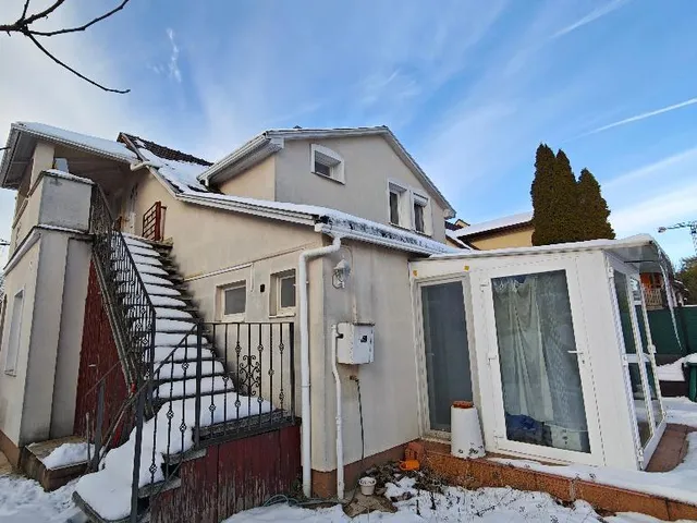 Eladó ház Budapest III. kerület, Békásmegyer 160 nm