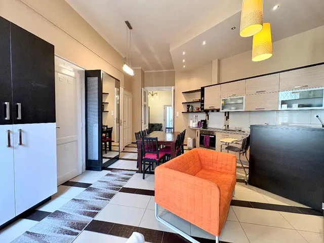 Eladó lakás Budapest VIII. kerület, Magdolnanegyed 95 nm