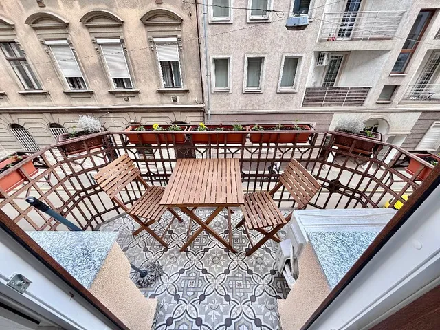 Eladó lakás Budapest IX. kerület, Rehabilitációs terület IX. ker. 72 nm