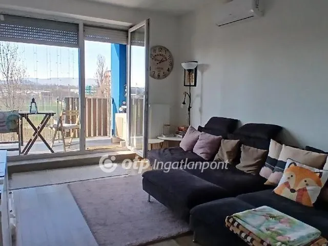 Eladó lakás Budapest VIII. kerület, Századosnegyed 60 nm