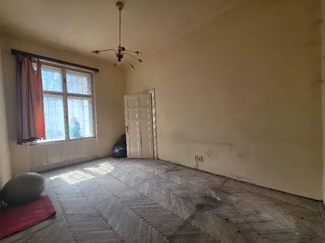 Eladó lakás Budapest VIII. kerület 102 nm