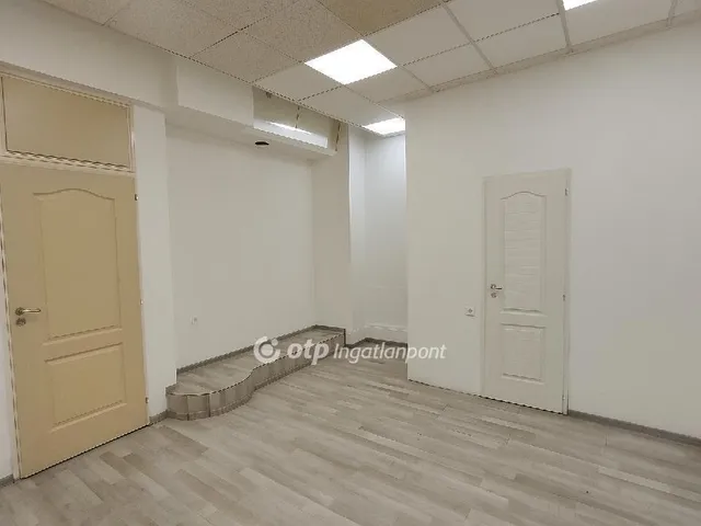 Kiadó kereskedelmi és ipari ingatlan Budapest V. kerület, Belváros 21 nm