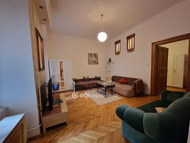 Eladó lakás Budapest II. kerület 65 nm