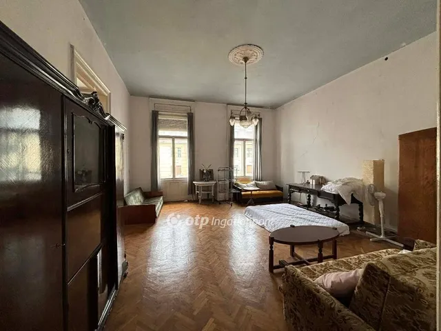 Eladó lakás Budapest V. kerület, Belváros 118 nm