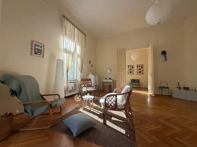 Eladó lakás Budapest VIII. kerület, Józsefváros 108 nm