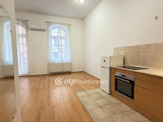 Eladó lakás Budapest VI. kerület 38 nm