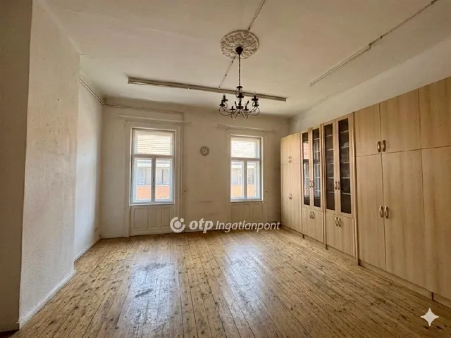 Eladó lakás Budapest VIII. kerület 146 nm