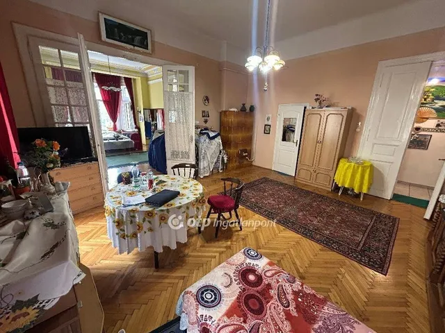 Eladó lakás Budapest VIII. kerület 92 nm