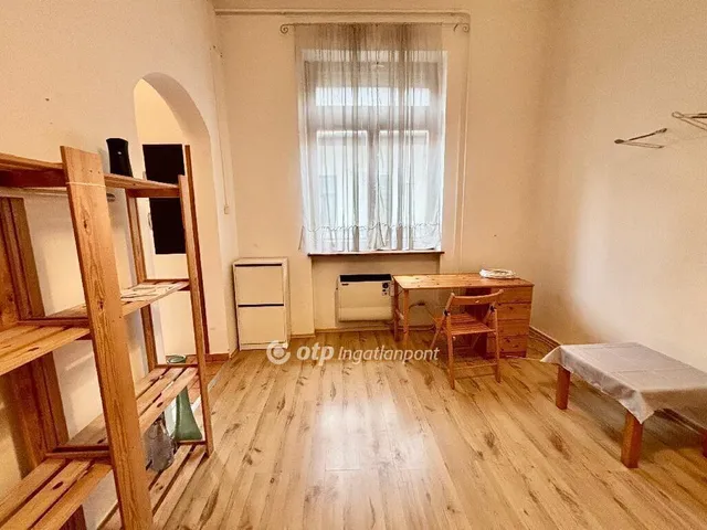 Eladó lakás Budapest VII. kerület, Ligetváros 27 nm