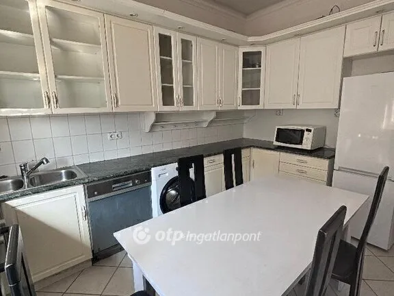 Eladó lakás Budapest XI. kerület, Sashegy XI. ker 84 nm