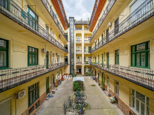 Eladó lakás Budapest VI. kerület 26 nm