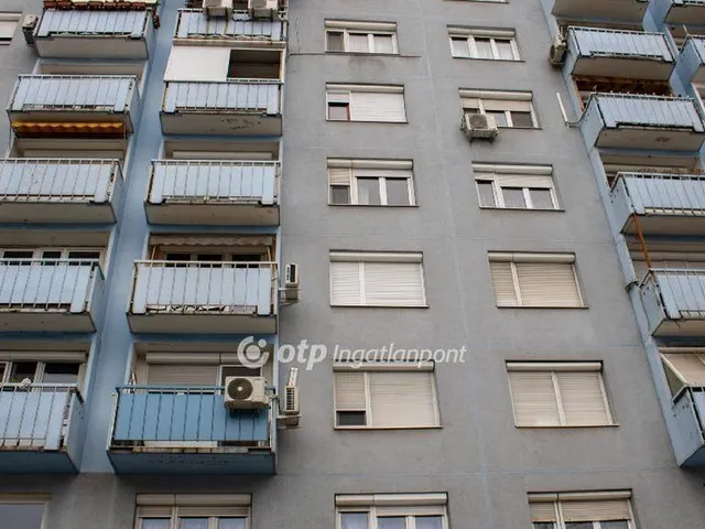 Eladó lakás Dunaújváros 58 nm