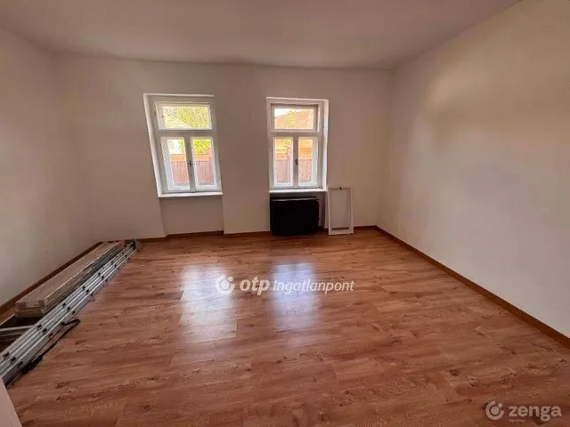 Eladó ház Szentmártonkáta 70 nm