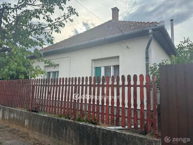Eladó ház Tápiógyörgye 83 nm