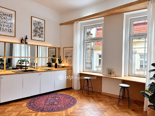 Eladó lakás Budapest VI. kerület 32 nm
