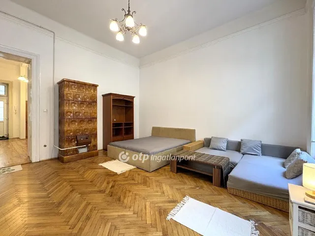 Eladó lakás Budapest VI. kerület, Nagykörúton kívüli terület 73 nm