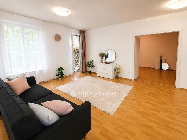Eladó lakás Budapest VI. kerület 67 nm