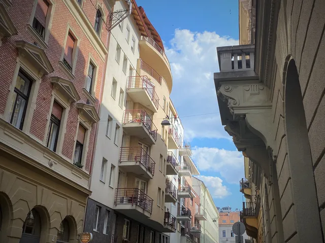 Kiadó lakás Budapest VI. kerület, Nagykörúton belüli terület 42 nm