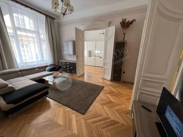 Kiadó lakás Budapest VI. kerület, Zichy Jenő utca 77 nm
