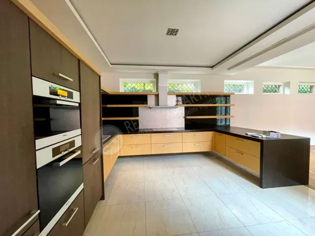 Kiadó ház Budapest XII. kerület, Hegyalja út 491 nm