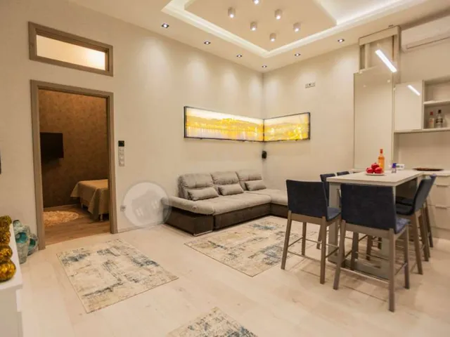 Kiadó lakás Budapest V. kerület, Régi posta utca 73 nm