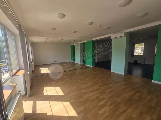 Kiadó kereskedelmi és ipari ingatlan Budapest II. kerület 170 nm