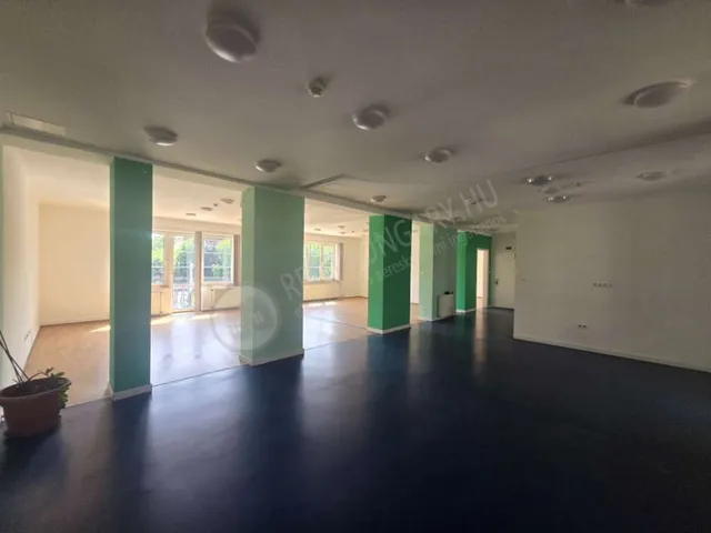 Kiadó kereskedelmi és ipari ingatlan Budapest II. kerület 170 nm
