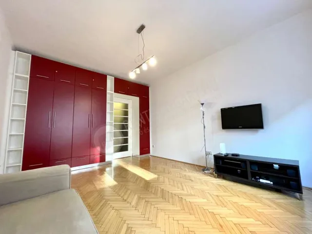 Kiadó lakás Budapest XIII. kerület, Gyöngyház utca 30 nm