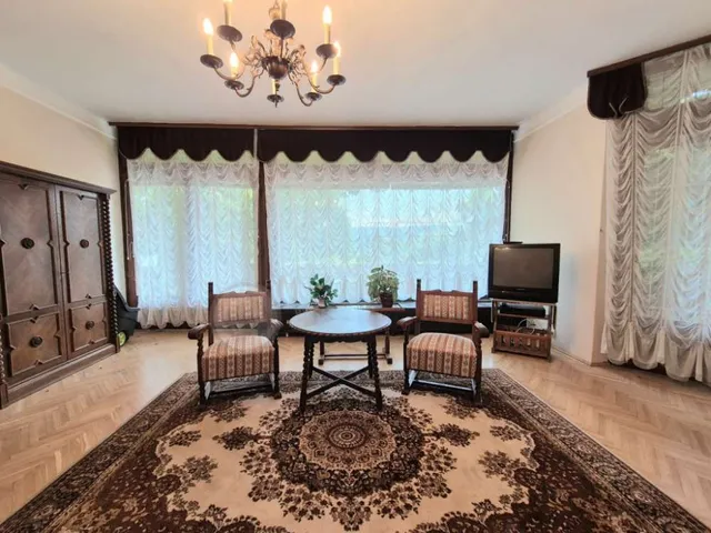 Eladó lakás Budapest II. kerület, Vöröstorony utca 133 nm